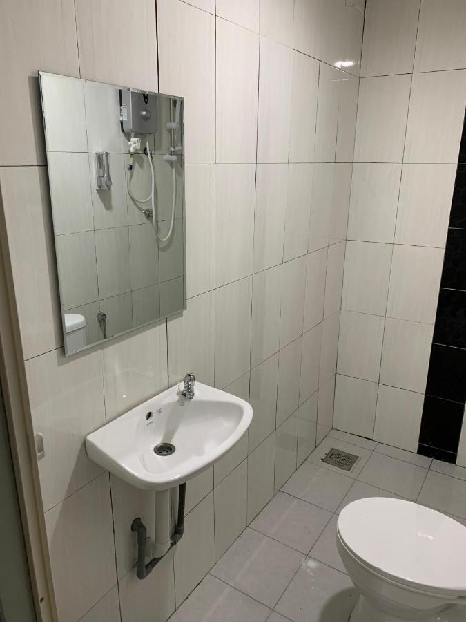 Orange Villa Hotel Near Palm Mall Seremban Exteriör bild