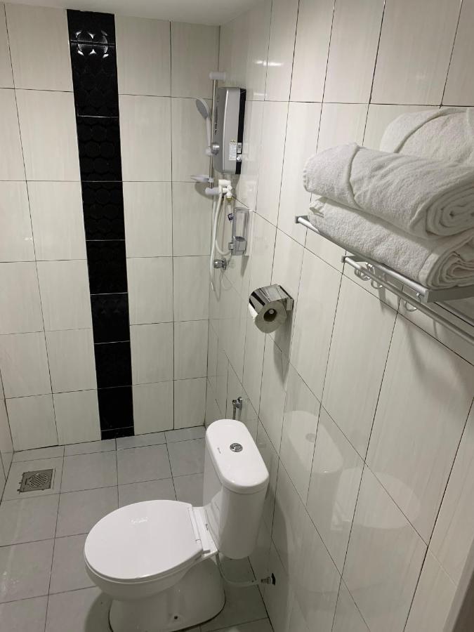 Orange Villa Hotel Near Palm Mall Seremban Exteriör bild